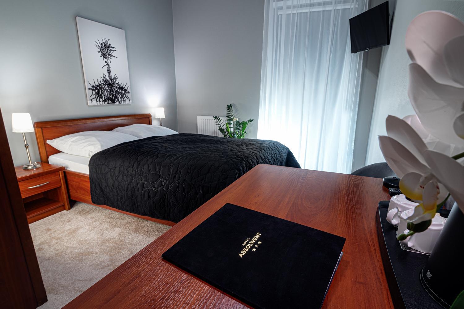Hotel Absolwent Gostyń 外观 照片
