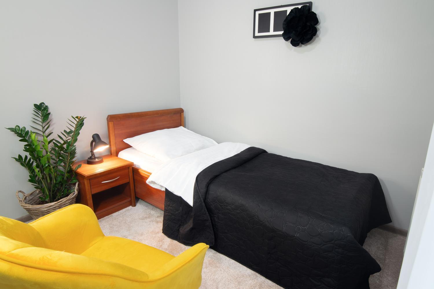 Hotel Absolwent Gostyń 外观 照片